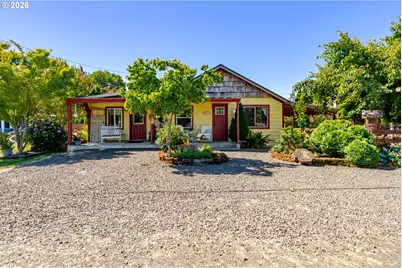 362 E Washington Ave, Brownsville, OR 97327 - Photo 1