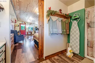 362 E Washington Ave, Brownsville, OR 97327 - Photo 33