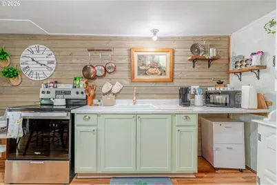 362 E Washington Ave, Brownsville, OR 97327 - Photo 15