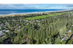 735 3rd St, Gearhart, OR 97138 - Photo 9