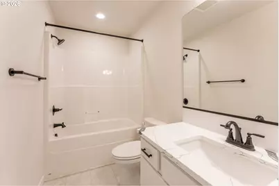 4515 SE 79th Ave, Portland, OR 97206 - Photo 17