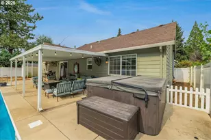 1110 Madison St, Silverton, OR 97381 - Photo 37