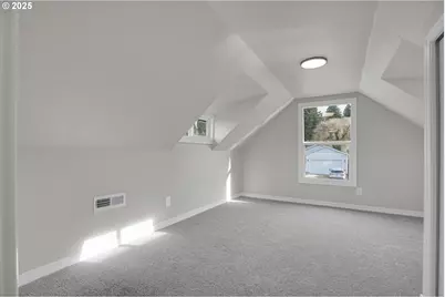 209 SE Currin St, Estacada, OR 97023 - Photo 23