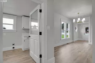 209 SE Currin St, Estacada, OR 97023 - Photo 17