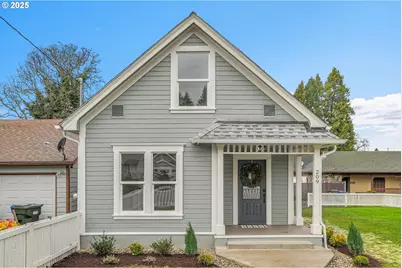 209 SE Currin St, Estacada, OR 97023 - Photo 1