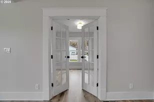 209 SE Currin St, Estacada, OR 97023 - Photo 7