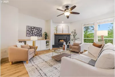 9174 SW Waverly Dr, Portland, OR 97224 - Photo 5