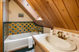 58200 E Marmot Rd, Sandy, OR 97055 - Photo 39