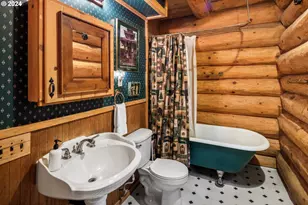 58200 E Marmot Rd, Sandy, OR 97055 - Photo 33