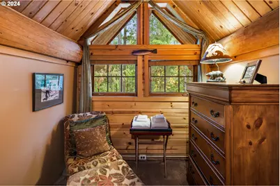 58200 E Marmot Rd, Sandy, OR 97055 - Photo 37