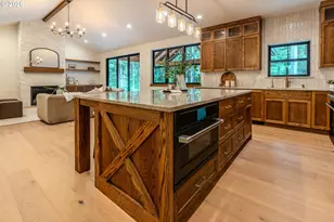 21054 E Country Club Rd, Brightwood, OR 97011 - Photo 15