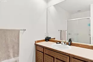 7819 NE Loowit Loop, Vancouver, WA 98662 - Photo 5