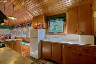 60664 Umatilla Rd, Joseph, OR 97846 - Photo 9