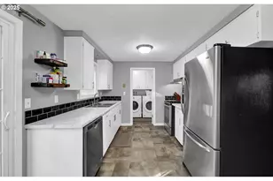 1756 10th St, Springfield, OR 97477 - Photo 11