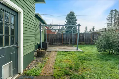 6010 SE Woodstock Blvd, Portland, OR 97206 - Photo 27