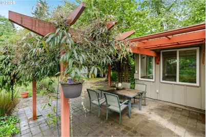 6786 Rochester St, Salem, OR 97305 - Photo 33