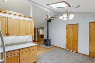 6786 Rochester St, Salem, OR 97305 - Photo 17