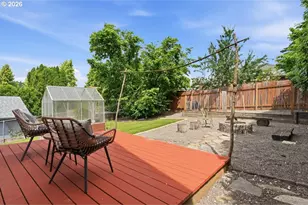 914 NE 92nd Ave, Portland, OR 97220 - Photo 21