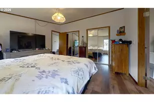 826 W Dean Ave, Sutherlin, OR 97479 - Photo 19