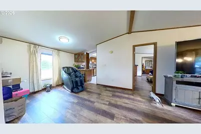 826 W Dean Ave, Sutherlin, OR 97479 - Photo 15