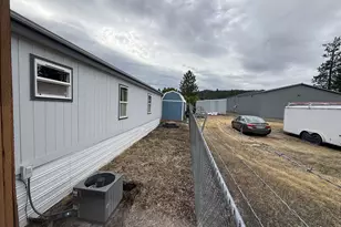 826 W Dean Ave, Sutherlin, OR 97479 - Photo 43