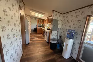 826 W Dean Ave, Sutherlin, OR 97479 - Photo 15