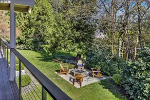 7175 SW Dogwood Pl, Portland, OR 97225 - Photo 15