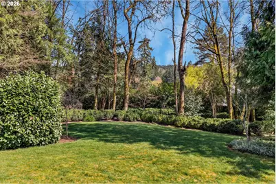 7175 SW Dogwood Pl, Portland, OR 97225 - Photo 43