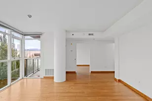 533 NE Holladay St, Portland, OR 97232 - Photo 21