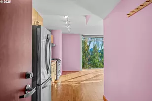 533 NE Holladay St, Portland, OR 97232 - Photo 7