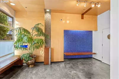 533 NE Holladay St #605, Portland, OR 97232 - Photo 37