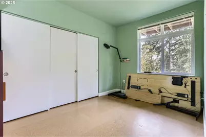 9601 NW Leahy Rd #212, Portland, OR 97229 - Photo 11