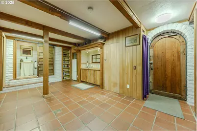 1820 E 28th Ave, Eugene, OR 97403 - Photo 39