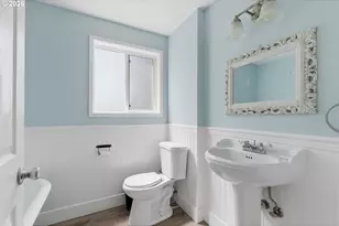 110 NE 157th Ave, Portland, OR 97230 - Photo 15