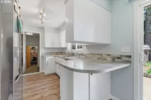 110 NE 157th Ave, Portland, OR 97230 - Photo 11