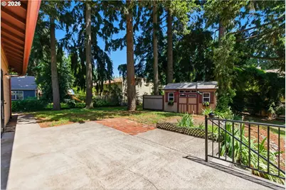 110 NE 157th Ave, Portland, OR 97230 - Photo 29