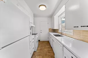 7820 SE Salmon St, Portland, OR 97215 - Photo 15