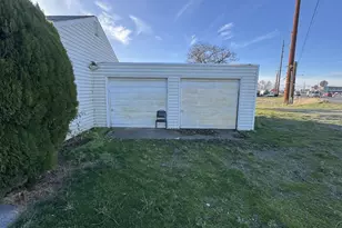 1205 N 1st Pl, Hermiston, OR 97838 - Photo 11