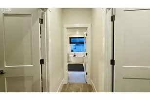 17570 SW Steens Ln, Beaverton, OR 97007 - Photo 45