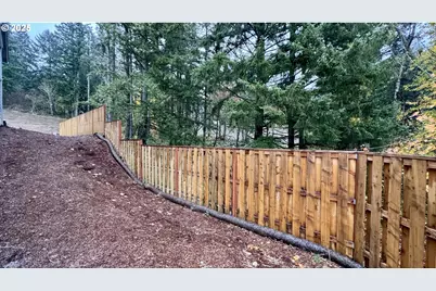 17570 SW Steens Ln, Beaverton, OR 97007 - Photo 11