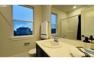 17570 SW Steens Ln, Beaverton, OR 97007 - Photo 41