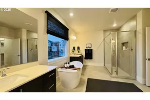 17570 SW Steens Ln, Beaverton, OR 97007 - Photo 47