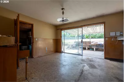 11830 NE Fremont St, Portland, OR 97220 - Photo 7