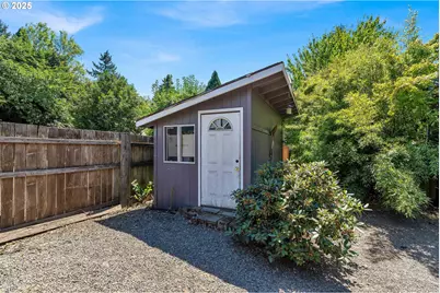 14350 SW 22nd St, Beaverton, OR 97008 - Photo 35