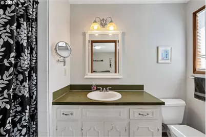 14350 SW 22nd St, Beaverton, OR 97008 - Photo 21