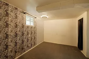 3915 SE Main St, Portland, OR 97214 - Photo 43