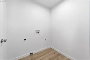 5592 Burnett Ave, Eugene, OR 97402 - Photo 29