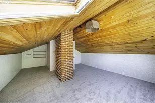 681 Liberty St, Ashland, OR 97520 - Photo 41