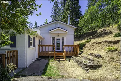 681 Liberty St, Ashland, OR 97520 - Photo 11