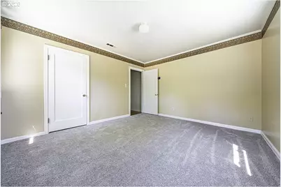 681 Liberty St, Ashland, OR 97520 - Photo 33